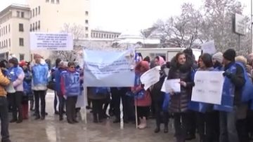 38621680protest