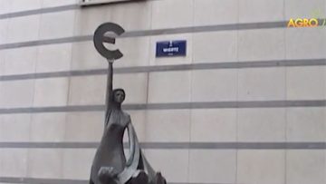 38728549457457457