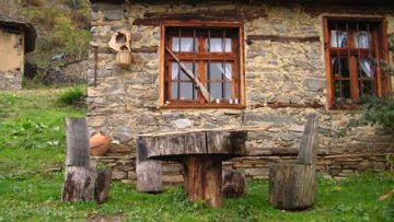 60944256leshten_traditional_house1