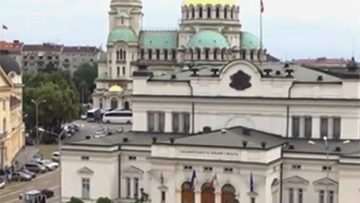 82927768emisia_17_10_2018