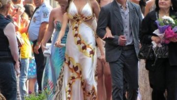 86849293nad-3000-abiturienti-broqt-pred-aleksandyr-nevski-150742