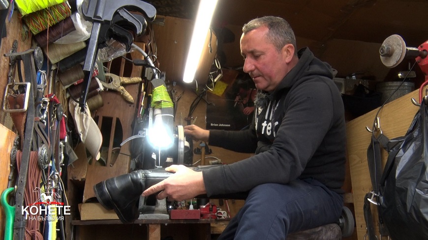 42 брой на предаването „Конете на България“ с листопад от теми 