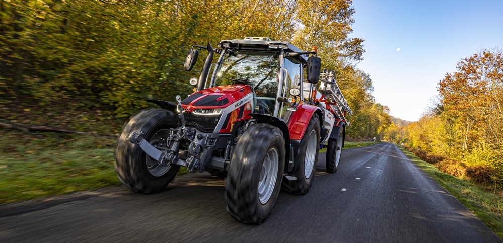 В гр. Русе  се състоя премиерата на новата серия трактори MF5S 