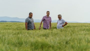biznes novini zemedelie tehnika agrotv 01094