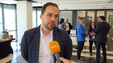 Ivan IvanovPlodove zelenchutsi i tsvetya targovska veriga