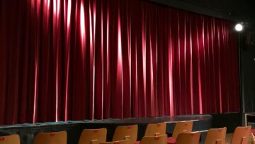 auditorium-3079906_1280