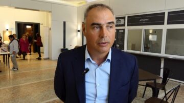 Ивайло Гълъбов птици пилета храни агротв