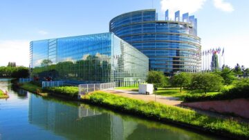 the-european-parliament-in-strasbourg-5180626_1280