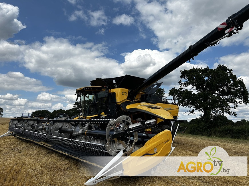 Новите флагмани CR11 и CR10 комбинират най-големия напредък на New Holland в увеличаването на капацитета и намаляването на загубите