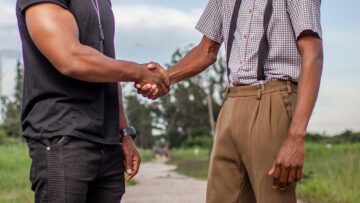 handshake-7441756_1280