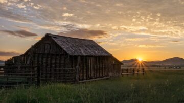 Barn at Sunrise