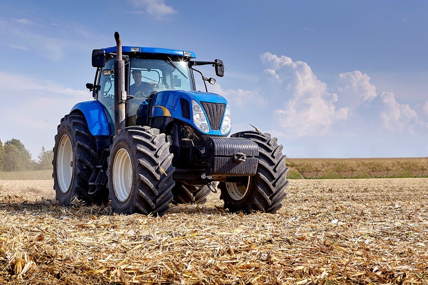 AGRIMAX V-FLECTO: Гума на BKT за пролетно обработване на почвата