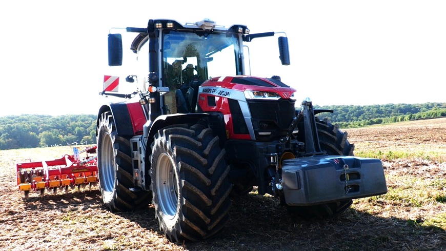 Нова ера за Massey Ferguson с премиерата на тракторите 7S Mark II
